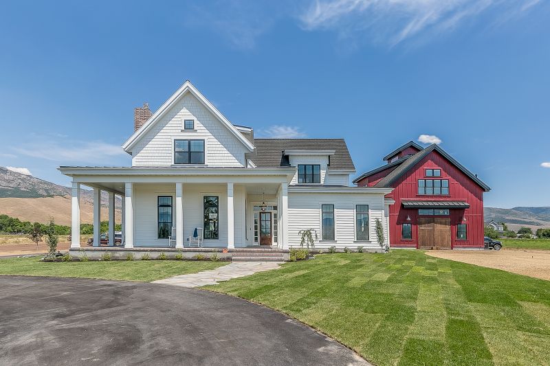 Best Barn Siding Replacement Contractors in Canton, MI